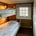 Timber With Ski-in Access At Solheisen Hemsedal