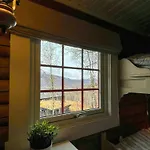 Casa de Férias Timber With Ski-in Access At Solheisen Hemsedal