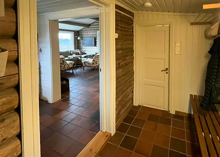 Timber With Ski-in Access At Solheisen * 海姆瑟达尔